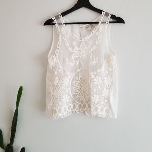 Dainty lace white tank shell